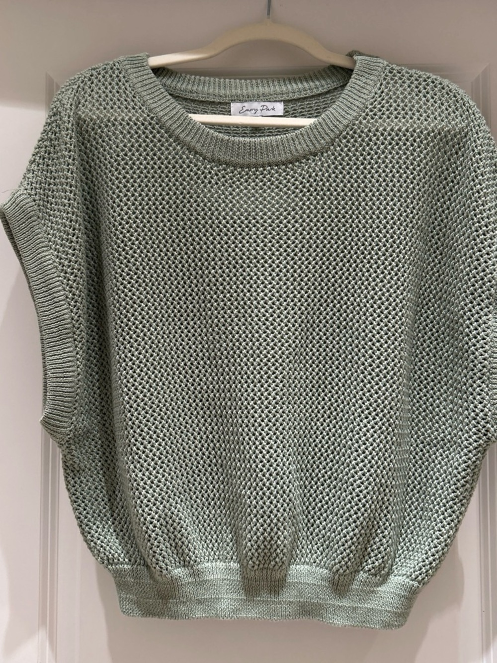 Emory Park sage knit sleeveless crew sweater